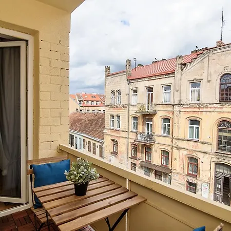 Apartment Sweet In The Old Town